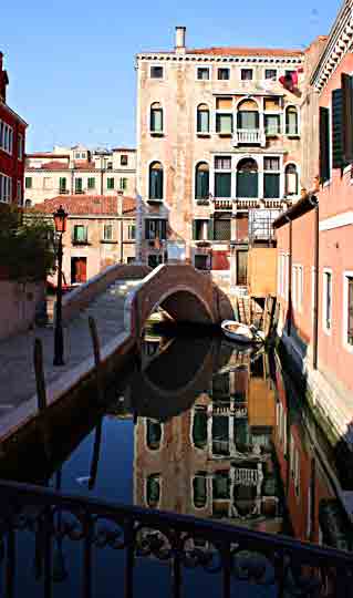    eher unkonventionell   ...  